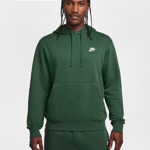 Nike Men's Deep Green Pullover Sweater